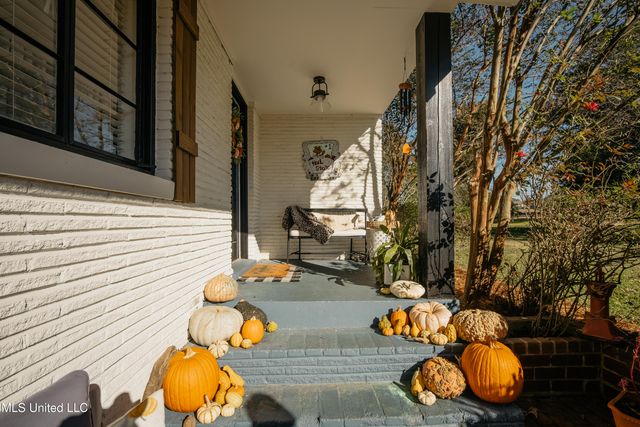 104 Sunset Drive, Clinton, MS 39056