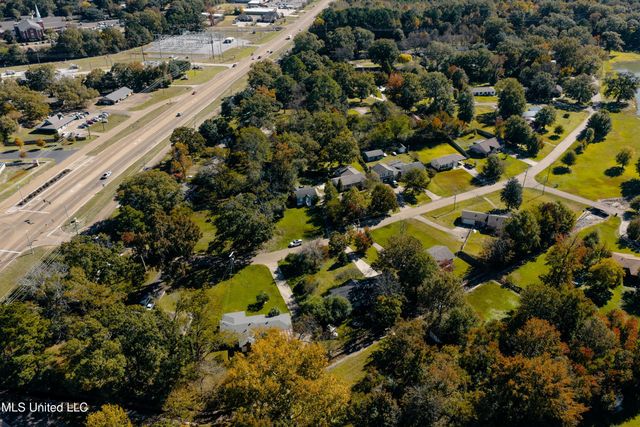 104 Sunset Drive, Clinton, MS 39056