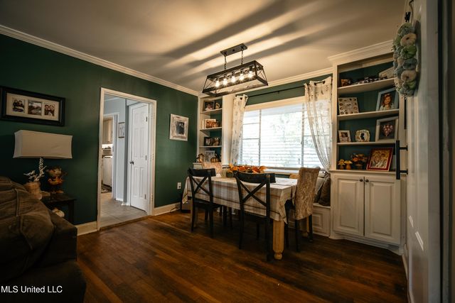 104 Sunset Drive, Clinton, MS 39056