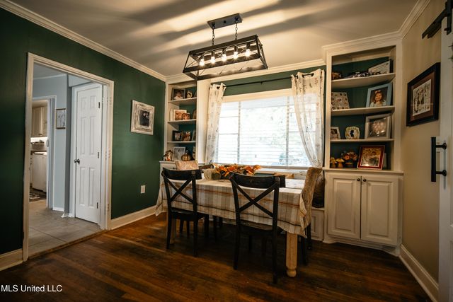 104 Sunset Drive, Clinton, MS 39056