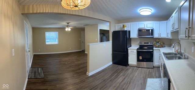 5240 Chisolm Trail, Indianapolis, IN 46237