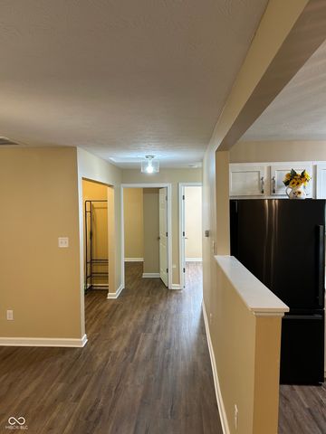 5240 Chisolm Trail, Indianapolis, IN 46237