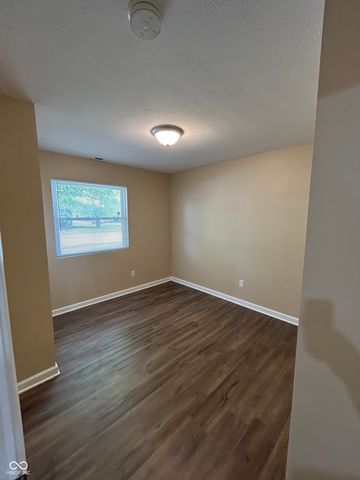 5240 Chisolm Trail, Indianapolis, IN 46237