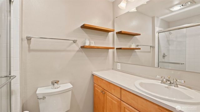 15824 SE 170th Street, Renton, WA 98058