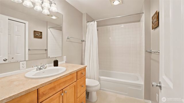15824 SE 170th Street, Renton, WA 98058
