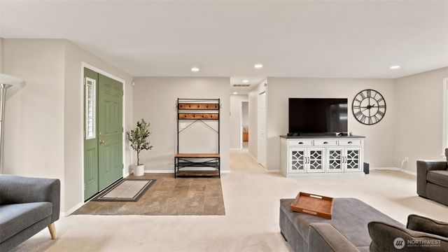 15824 SE 170th Street, Renton, WA 98058