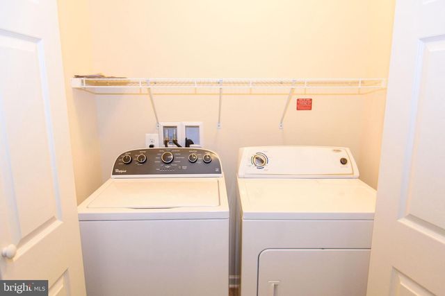 23548 HOPEWELL MANOR TER, Ashburn, VA 20148