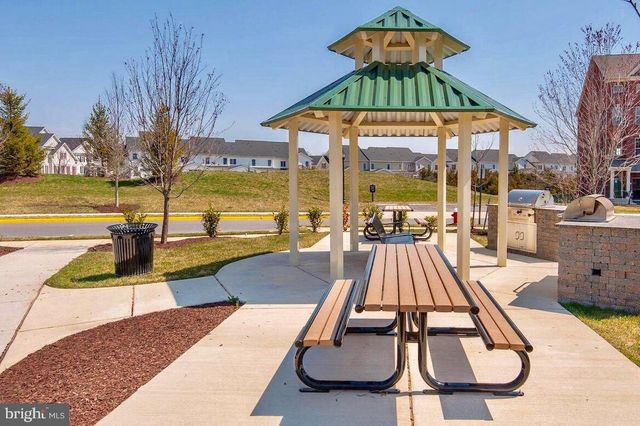 23548 HOPEWELL MANOR TER, Ashburn, VA 20148