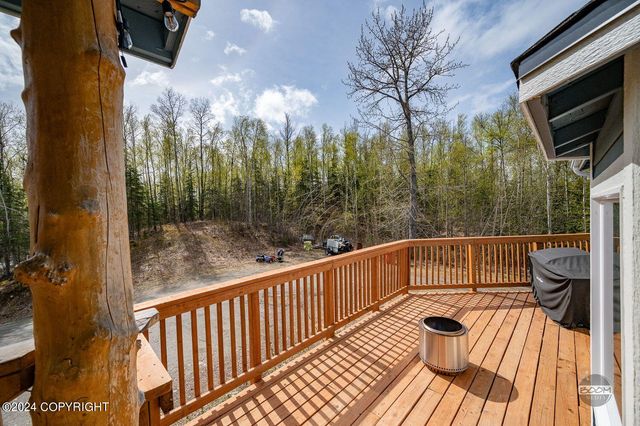 3500 N Bonnie Jim Lane, Wasilla, AK 99654