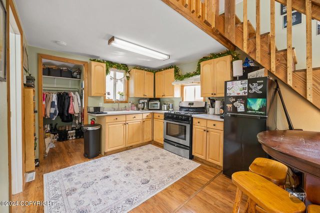 3500 N Bonnie Jim Lane, Wasilla, AK 99654