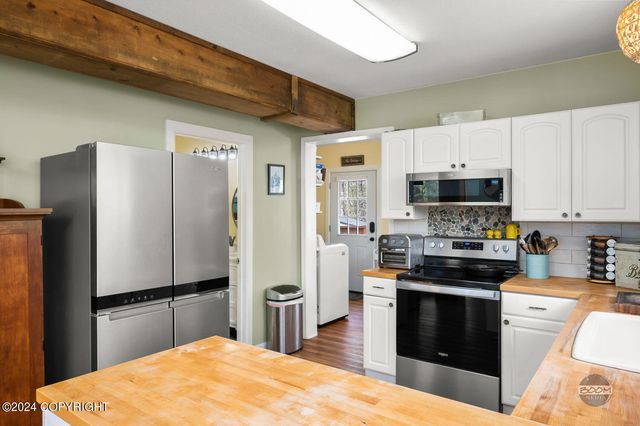 3500 N Bonnie Jim Lane, Wasilla, AK 99654
