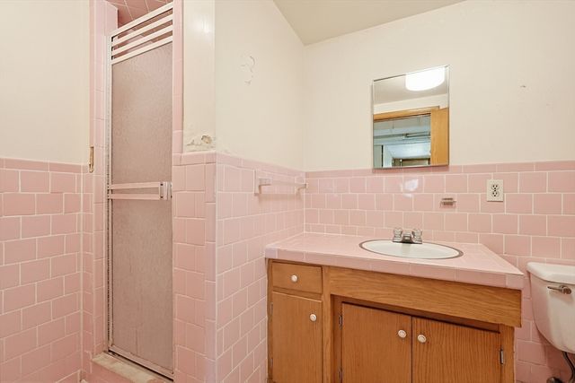 21 Daggett Road, Attleboro, MA 02703