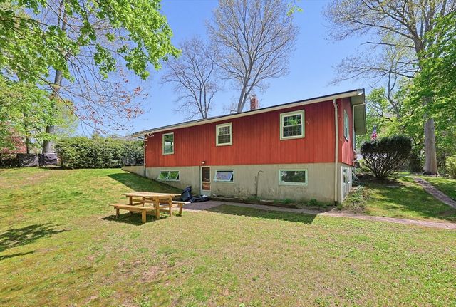 21 Daggett Road, Attleboro, MA 02703