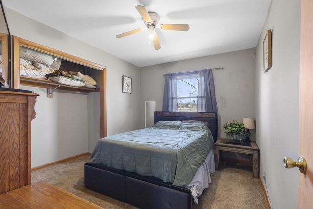 7934 N Edgeworth DRIVE, Milwaukee, WI 53223