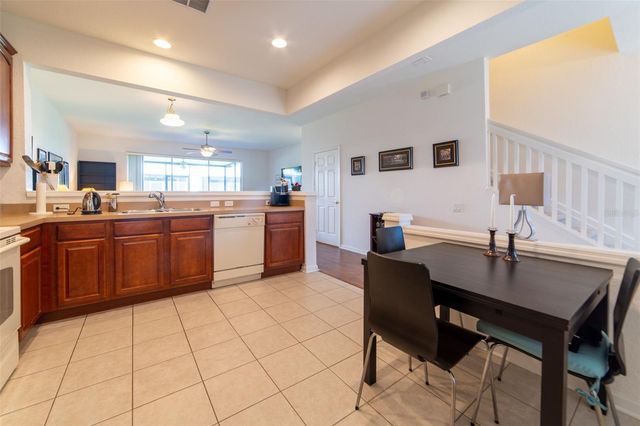 974 ENCLAIR STREET, Orlando, FL 32828