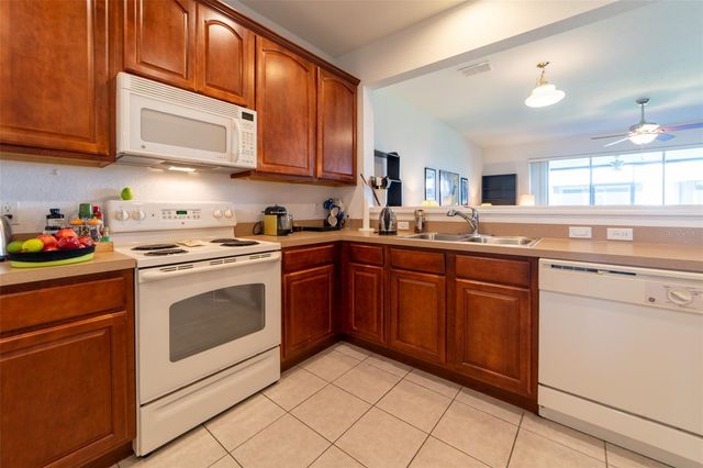 974 ENCLAIR STREET, Orlando, FL 32828