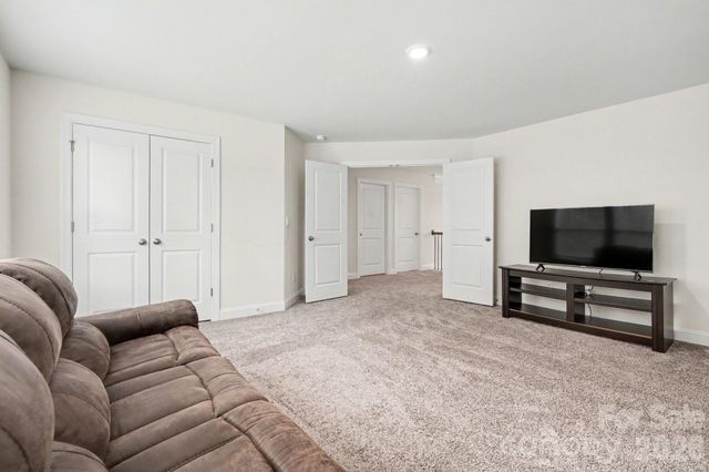 5015 Whispy Vines Lane, Huntersville, NC 28078