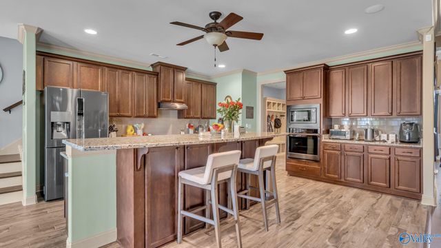 127 Twin Springs Drive, Harvest, AL 35749