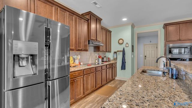 127 Twin Springs Drive, Harvest, AL 35749