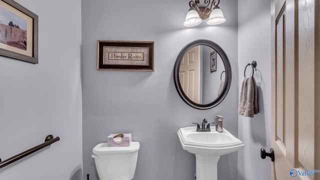 127 Twin Springs Drive, Harvest, AL 35749