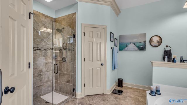 127 Twin Springs Drive, Harvest, AL 35749