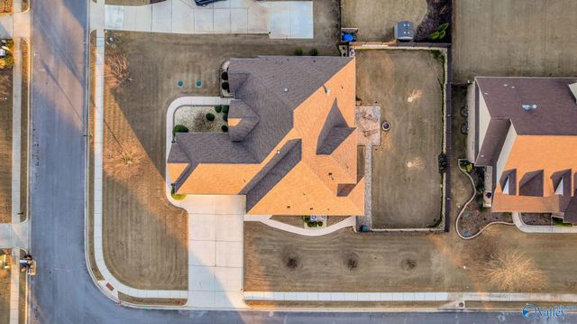 127 Twin Springs Drive, Harvest, AL 35749