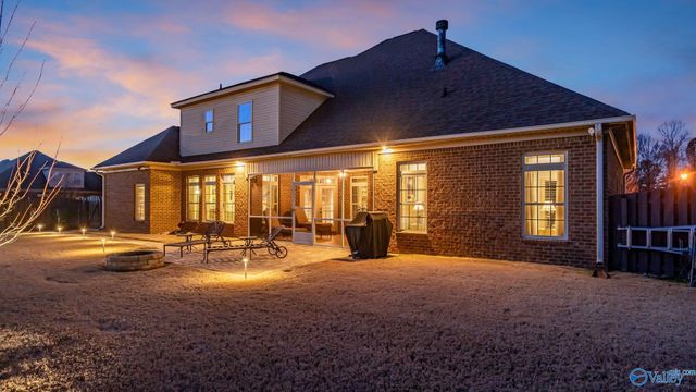 127 Twin Springs Drive, Harvest, AL 35749