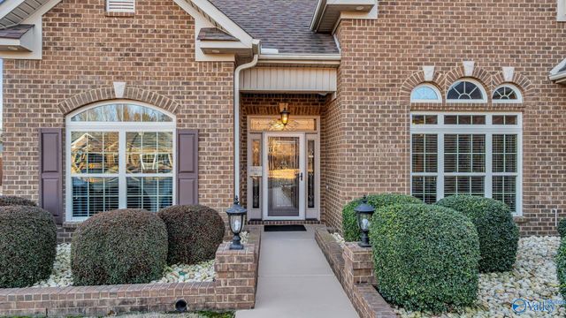 127 Twin Springs Drive, Harvest, AL 35749