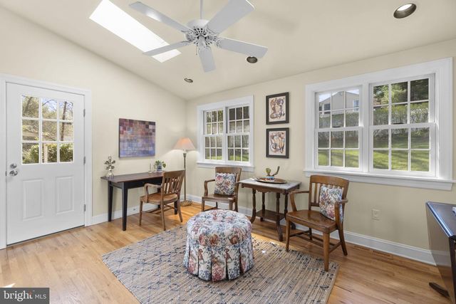 100 EDGEWOOD DR, York, PA 17403