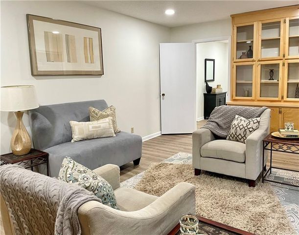 4457 Frontier Way NE, Sugar Hill, GA 30518