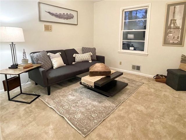 4457 Frontier Way NE, Sugar Hill, GA 30518