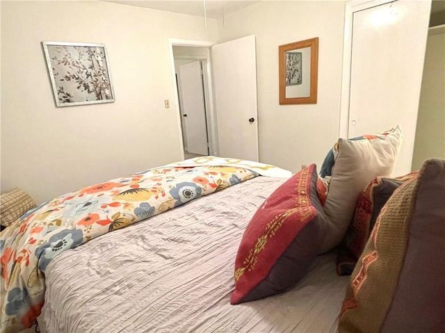 4457 Frontier Way NE, Sugar Hill, GA 30518