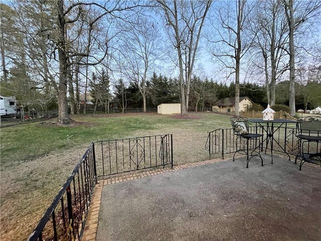 4457 Frontier Way NE, Sugar Hill, GA 30518