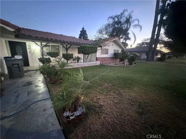 5817 Olive Drive, Bakersfield, CA 93308