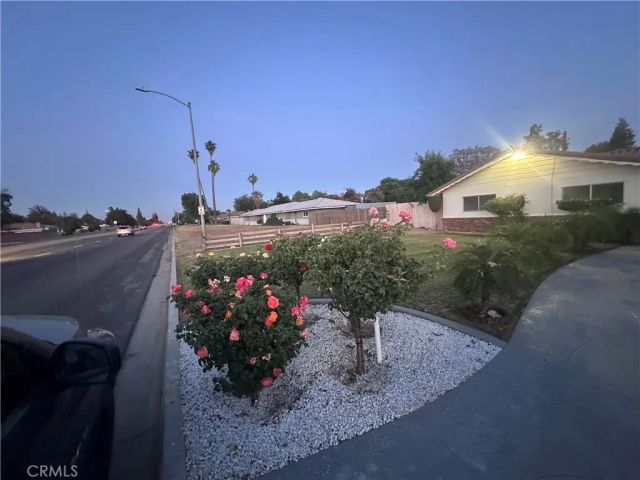 5817 Olive Drive, Bakersfield, CA 93308