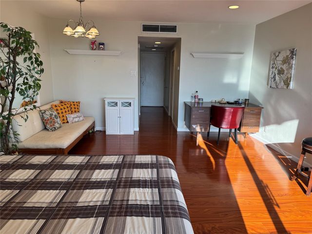 2016 Main Street 2510, Houston, TX 77002