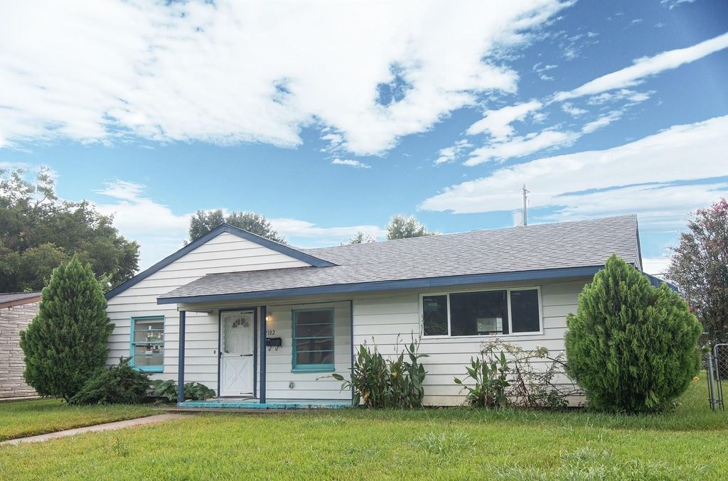 2102 Norman Street, Pasadena, TX 77506