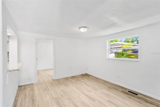 1940 N BETTY LANE, Clearwater, FL 33755