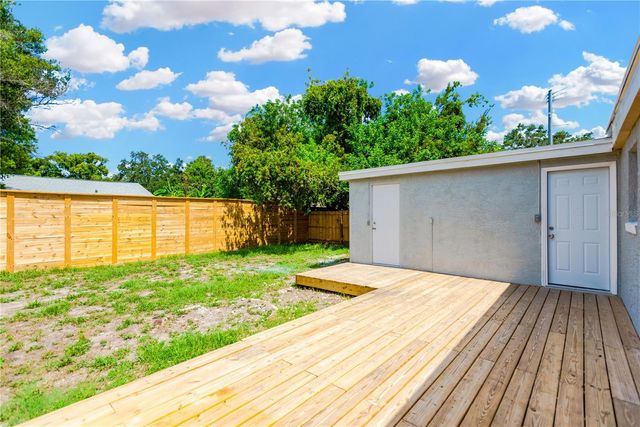 1940 N BETTY LANE, Clearwater, FL 33755