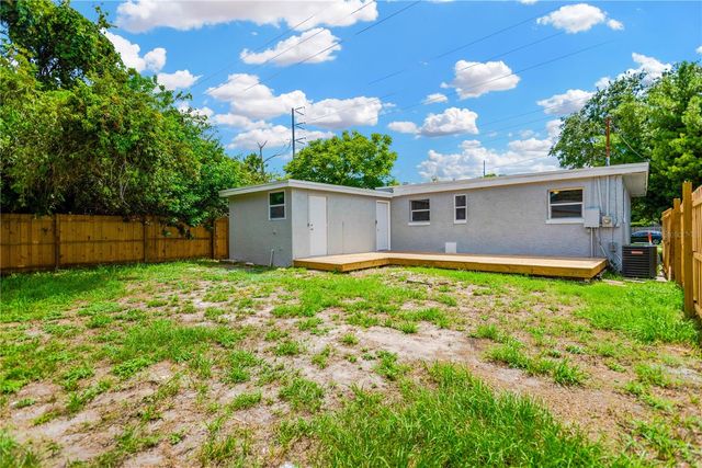 1940 N BETTY LANE, Clearwater, FL 33755