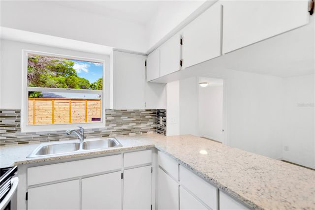 1940 N BETTY LANE, Clearwater, FL 33755