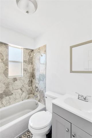 1940 N BETTY LANE, Clearwater, FL 33755