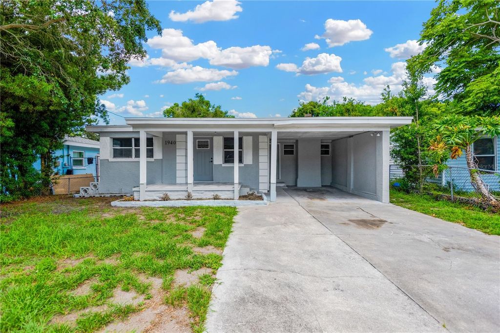 1940 N BETTY LANE, Clearwater, FL 33755