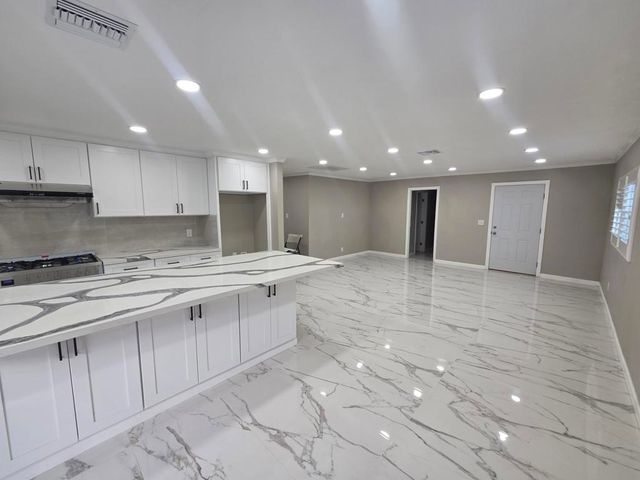 52641 Avenue Martinez, La Quinta, CA 92253