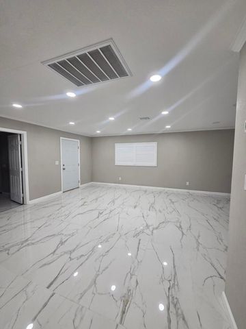 52641 Avenue Martinez, La Quinta, CA 92253