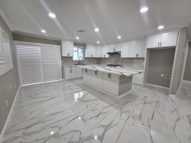 52641 Avenue Martinez, La Quinta, CA 92253