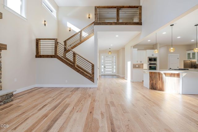 3454 NW Bryce Canyon Lane, Bend, OR 97703