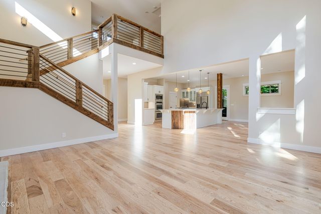 3454 NW Bryce Canyon Lane, Bend, OR 97703