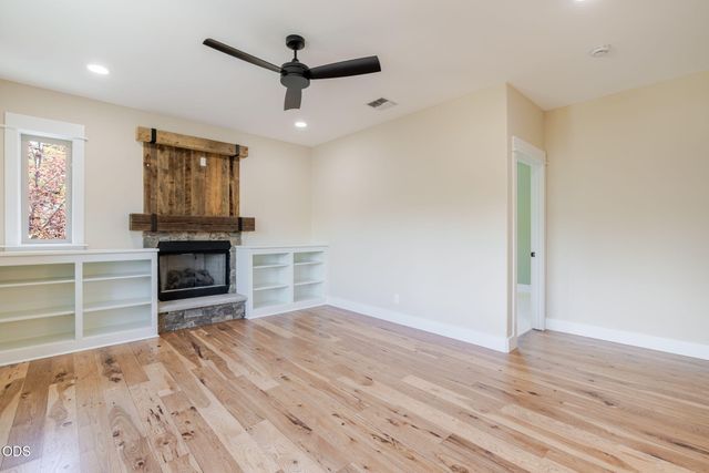 3454 NW Bryce Canyon Lane, Bend, OR 97703