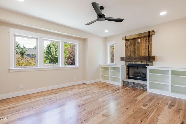 3454 NW Bryce Canyon Lane, Bend, OR 97703